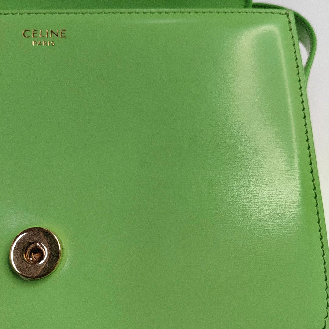 CELINE TRIOMPHE Small Green Calfskin Quilted Crossbody Shoulder Bag Golden Hardware-(SKU)-952956931