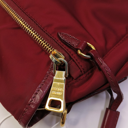 PRADA Vela Messenger Bag Red Nylon Cross Grain Single Shoulder Crossbody Golden hardware Removable shoulder strap-(SKU)-957669142