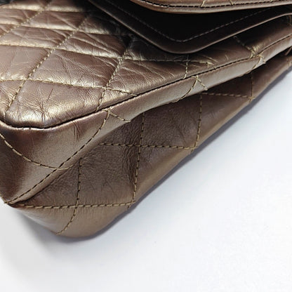 CHANEL 2.55 Maxi Super Large Golden Leather Quilted Single Shoulder Bag Crossbody Bag Palladium Hardware 16 Clasp-(SKU)-970538334