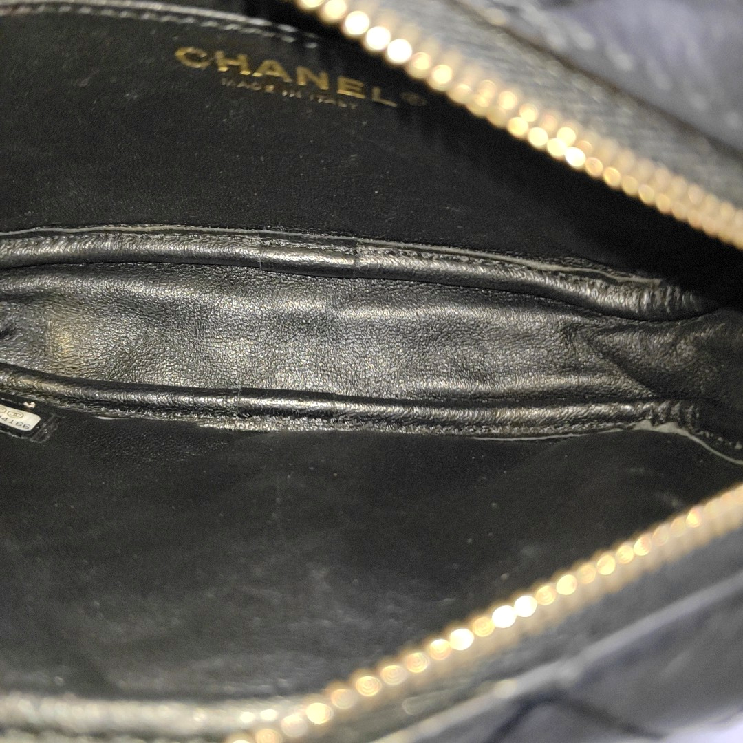 CHANEL 2.55 Mini Black Calfskin Quilted Shoulder Bag with Gold Hardware, 27 Clutch-(SKU)-935562436
