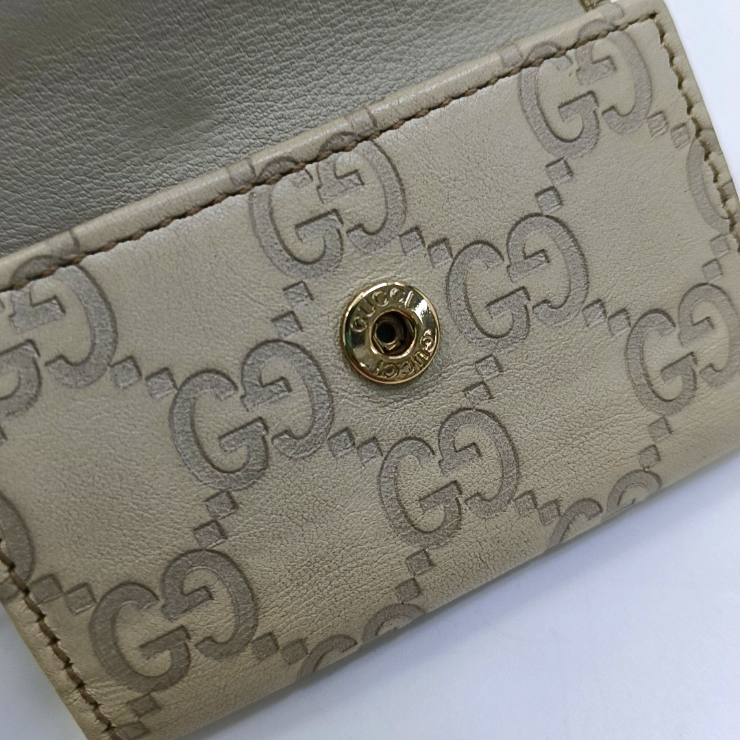 GUCCI White Leather Monogrammed Key Case Golden hardware-(SKU)-956774135