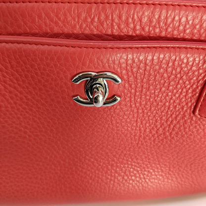 CHANEL CERF Red Textured Leather Tote Bag with Silver Hardware, 19 Compartments-(SKU)-958682844