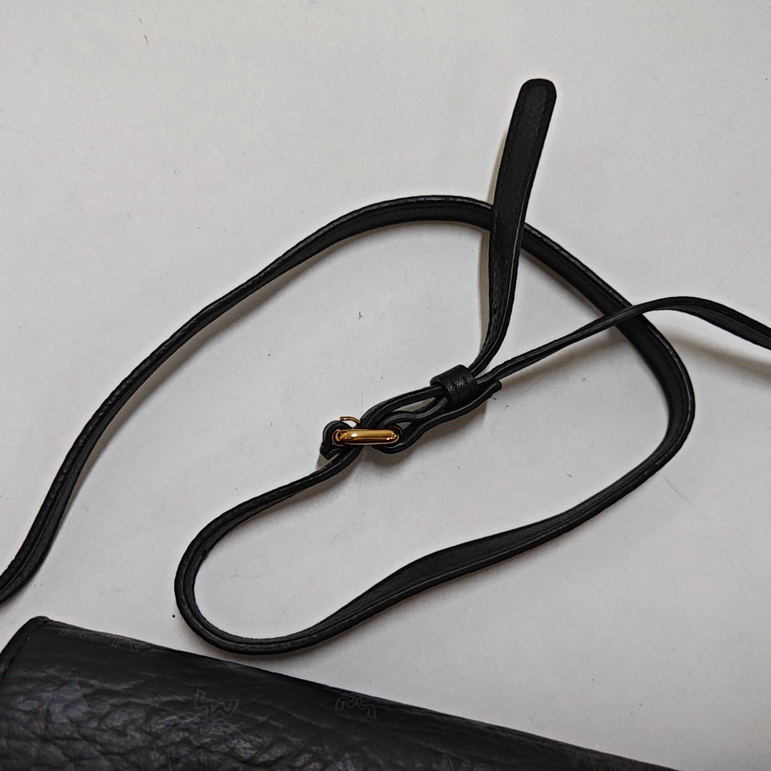 MCM Black coated canvas old flower printed crossbody bag, single shoulder bag Golden hardware Removable shoulder strap-(SKU)-951869892