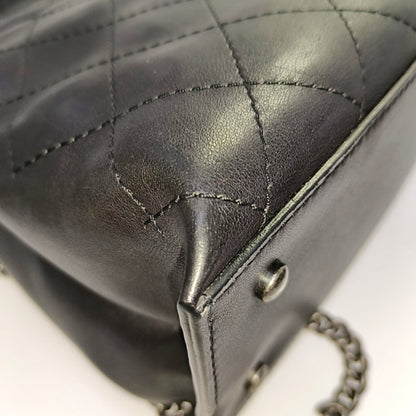 CHANEL LUXURY TOP Small Black Calfskin Quilted Shoulder Bag Tote Crossbody Bag Ruthenium Hardware 22K Clasp-(SKU)-965599174
