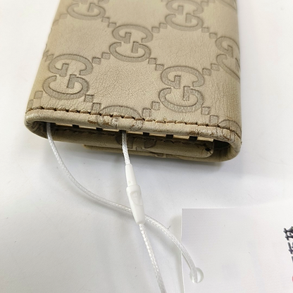 GUCCI White Leather Monogrammed Key Case Golden hardware-(SKU)-956774135