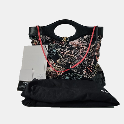 CHANEL CHANEL 31 Black Fabric Quilted Handbag Single Shoulder Bag Gold Hardware 26 Clasp-(SKU)-950087000