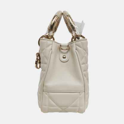 DIOR Lady Dior Small White Leather Cannage Quilted Diana Bag Single Shoulder Bag Tote Bag Crossbody Bag with Gold Hardware Removable Strap-(SKU)-957082816