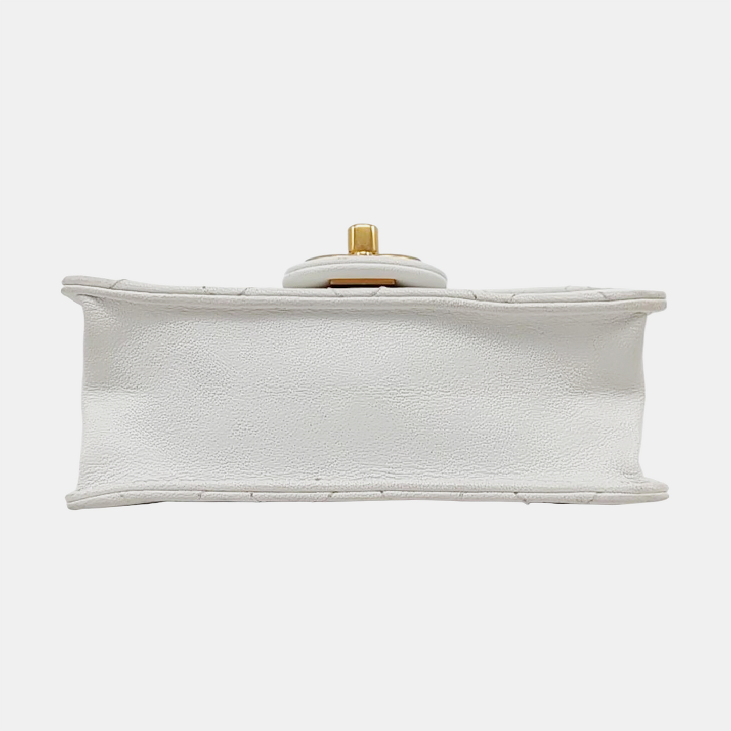 CHANEL CHIC PEARLS FLAP White Lamb Skin Quilted Single Shoulder Bag with Gold Hardware, 27 Clasp, Complete Accessories-(SKU)-959333982