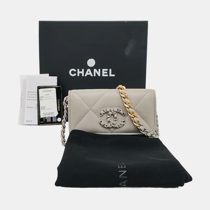 CHANEL CHANEL 19 Small Size Light Gray Lamb Calfskin Quilted Chevron Crossbody Shoulder Bag Gold Silver Rhodium Plated Hardware 31 Clasp Complete Accessories-(SKU)-959482511