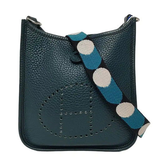 HERMÈS Evelyne 17 Pine Green Clemence Leather Cut-Out Evelyne Bag with Silver Hardware C-(SKU)-968742099