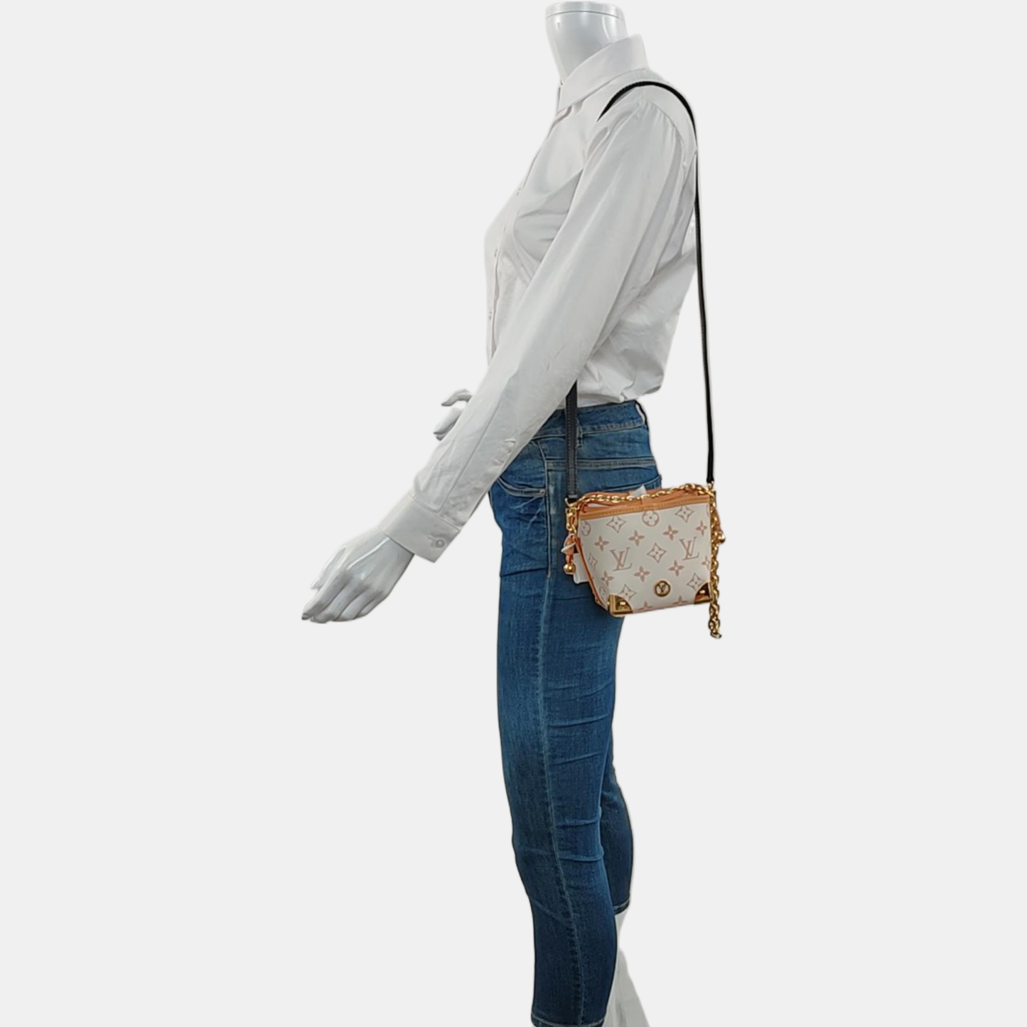 LOUIS VUITTON NOÉ PURSE LV CHARMS Beige Coated Canvas Monogram Vernis Baguette Bag Shoulder Bag Crossbody Bag Gold Hardware 2 Removable Shoulder Straps Complete Accessories-(SKU)-969254431